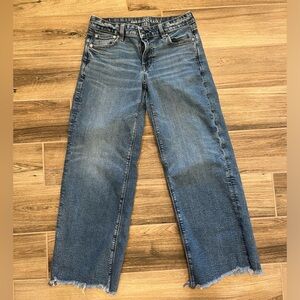 American Eagle Stretch Low-Rise Baggy Wide-Leg Jean